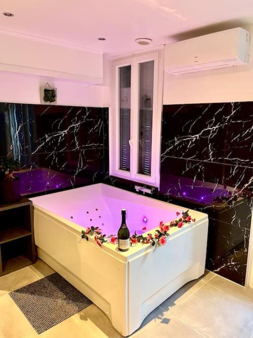 Luxury Dreams Balneo Apartment Le Cannet Ngoại thất bức ảnh
